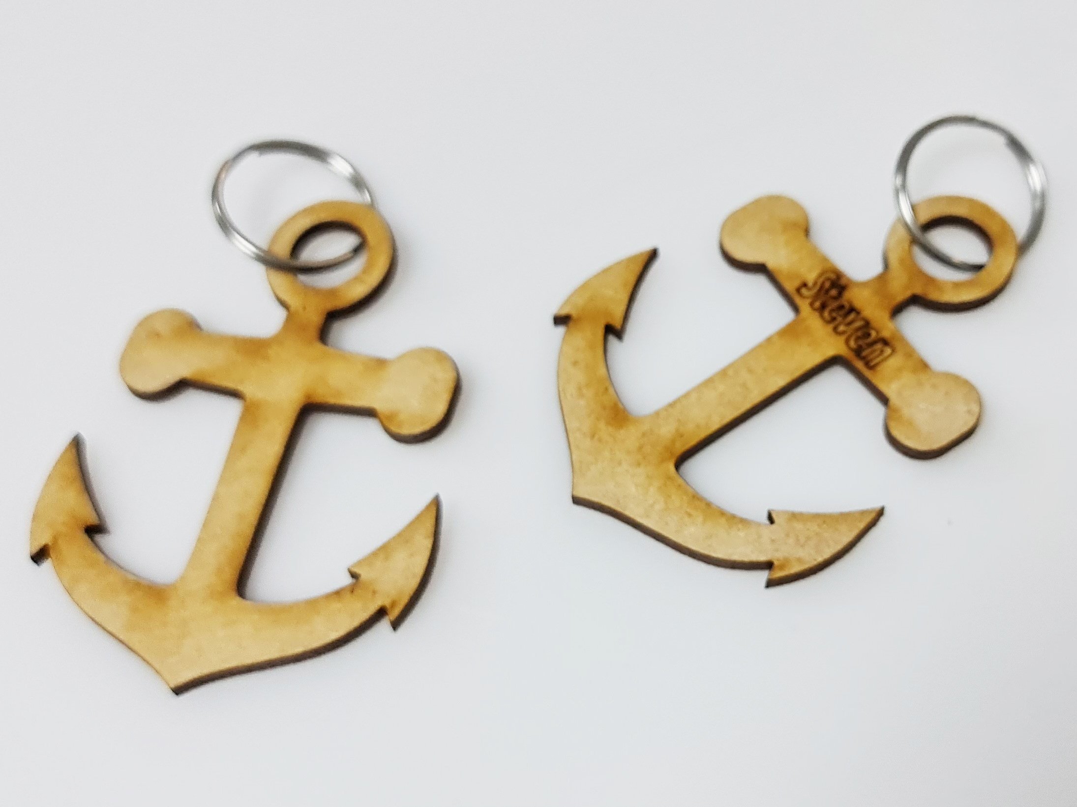 Wooden MDF Personalised Anchor Keyring - Image 4